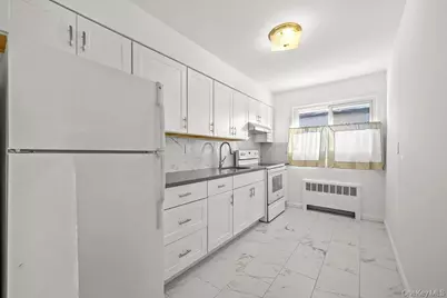 40 Firwood Road #Main St, Port Washington, NY 11050 - Photo 5