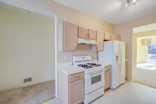 11 Cranberry Cir, Medford, NY 11763 - Photo 15