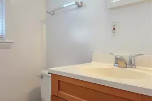 20 Hamilton Ave, Oyster Bay, NY 11771 - Photo 11