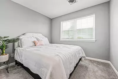 55 Cherry Street, Central Islip, NY 11722 - Photo 15