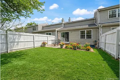 55 Cherry Street, Central Islip, NY 11722 - Photo 21