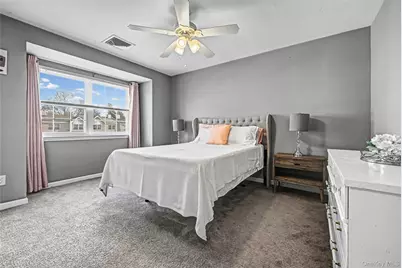 55 Cherry Street, Central Islip, NY 11722 - Photo 13