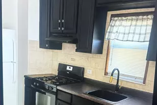 74 Dehnhoff Ave, Freeport, NY 11520 - Photo 9