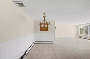 18 Woodbrook Dr, Ridge, NY 11961 - Photo 11