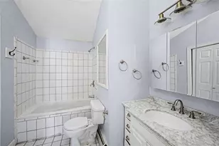 18 Woodbrook Dr, Ridge, NY 11961 - Photo 23