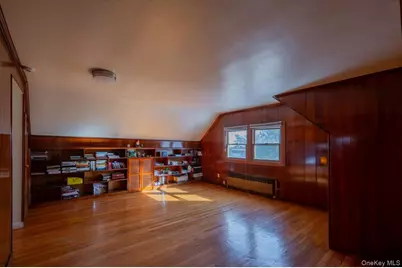 19611 Pompeii Avenue, Hollis, NY 11423 - Photo 29