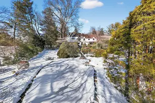 181 Hillair Cir, White Plains, NY 10605 - Photo 43