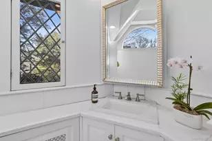 181 Hillair Cir, White Plains, NY 10605 - Photo 29