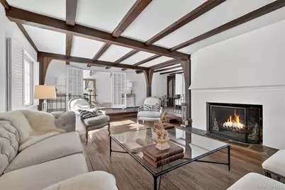 181 Hillair Circle, White Plains, NY 10605 - Photo 7