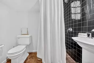 181 Hillair Cir, White Plains, NY 10605 - Photo 39