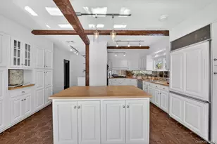 181 Hillair Cir, White Plains, NY 10605 - Photo 21