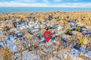 38 Hawthorne Rd, Rocky Point, NY 11778 - Photo 29