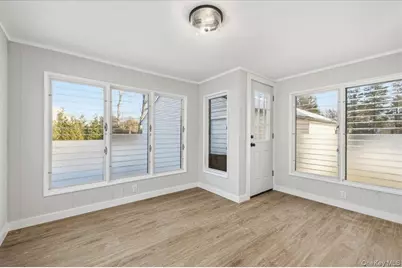 1347 Gardiner Drive, Bay Shore, NY 11706 - Photo 17