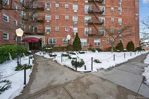 66-92 Selfridge St, Forest Hills, NY 11375 - Photo 7