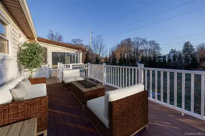 21 Amarillo Drive, Nanuet, NY 10954 - Photo 7