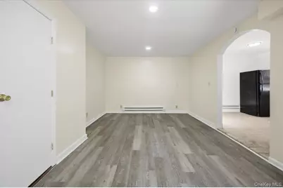 25 N Terrace Avenue, Mount Vernon, NY 10550 - Photo 3