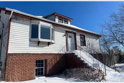 605 S Ocean Avenue, Freeport, NY 11520 - Photo 3