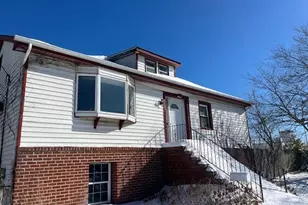 605 S Ocean Ave, Freeport, NY 11520 - Photo 3