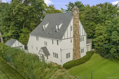 23 Lyons Place, Larchmont, NY 10538 - Photo 1