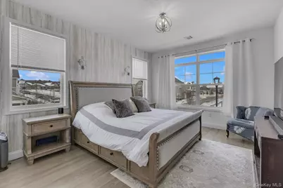 278 Silver Timber Drive, Yaphank, NY 11980 - Photo 5