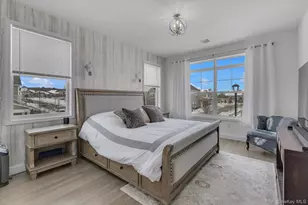 278 Silver Timber Dr, Yaphank, NY 11980 - Photo 5