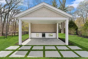 12 Lincoln St, Sag Harbor, NY 11963 - Photo 3