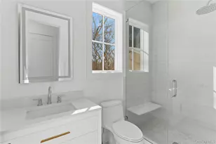 12 Lincoln St, Sag Harbor, NY 11963 - Photo 21