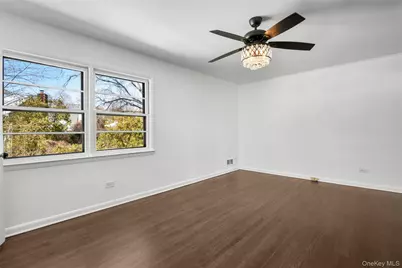 46 Harding Drive, New Rochelle, NY 10801 - Photo 15