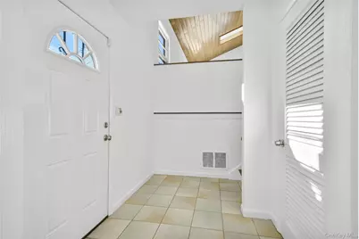 46 Harding Drive, New Rochelle, NY 10801 - Photo 5