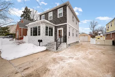 35 Barwick Street, Floral Park, NY 11001 - Photo 3