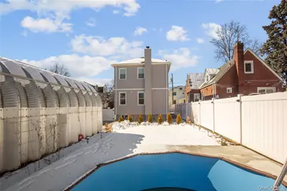 35 Barwick Street, Floral Park, NY 11001 - Photo 45