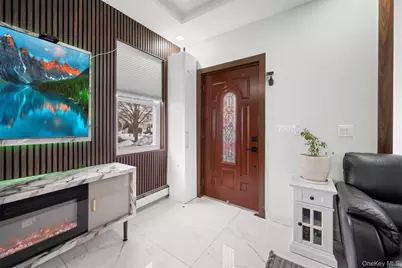 35 Barwick Street, Floral Park, NY 11001 - Photo 5