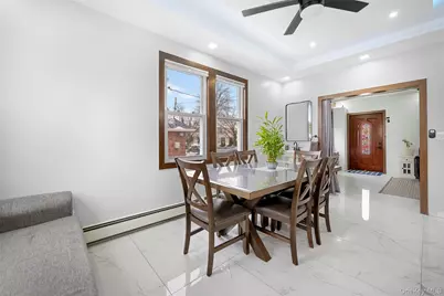 35 Barwick Street, Floral Park, NY 11001 - Photo 15