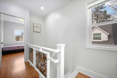 35 Barwick Street, Floral Park, NY 11001 - Photo 25