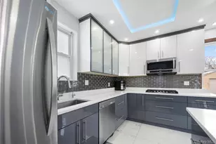 35 Barwick St, Floral Park, NY 11001 - Photo 13