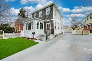 35 Barwick St, Floral Park, NY 11001 - Photo 1