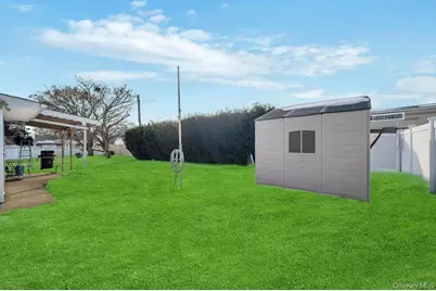 4 Adams Street, Hicksville, NY 11801 - Photo 23