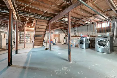 42 Williams Avenue, Hillcrest, NY 10977 - Photo 27