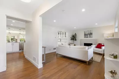 34 Tuckahoe Avenue, Eastchester, NY 10709 - Photo 3