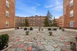 270 Bronxville Rd, Bronxville, NY 10708 - Photo 19