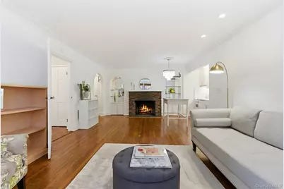 270 Bronxville Road #B22, Bronxville, NY 10708 - Photo 11