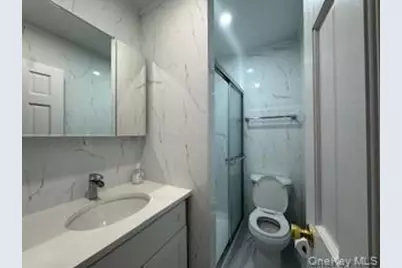 25 Alma Lane, Plainview, NY 11803 - Photo 11