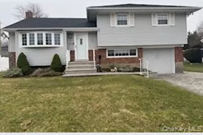 25 Alma Lane, Plainview, NY 11803 - Photo 21