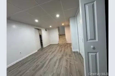 25 Alma Lane, Plainview, NY 11803 - Photo 13