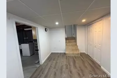 25 Alma Lane, Plainview, NY 11803 - Photo 15