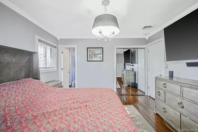 1384 Dieman Lane, East Meadow, NY 11554 - Photo 17