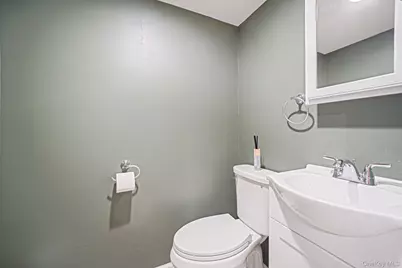 1384 Dieman Lane, East Meadow, NY 11554 - Photo 29