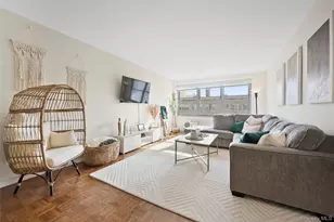 56 Doyer Ave, White Plains, NY 10605 - Photo 3