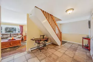 9 Norway Pine Dr, Medford, NY 11763 - Photo 5