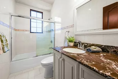 6537 169th Street, Fresh Meadows, NY 11365 - Photo 23